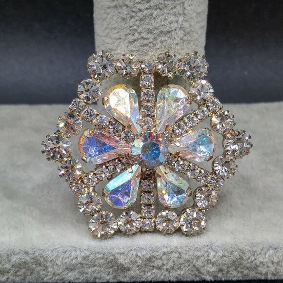 Vintage Aurora Borealis Rhinestone Brooch, Wedding Pin, Mid-Century, 1 7/8 Inch - Picture 5 of 10